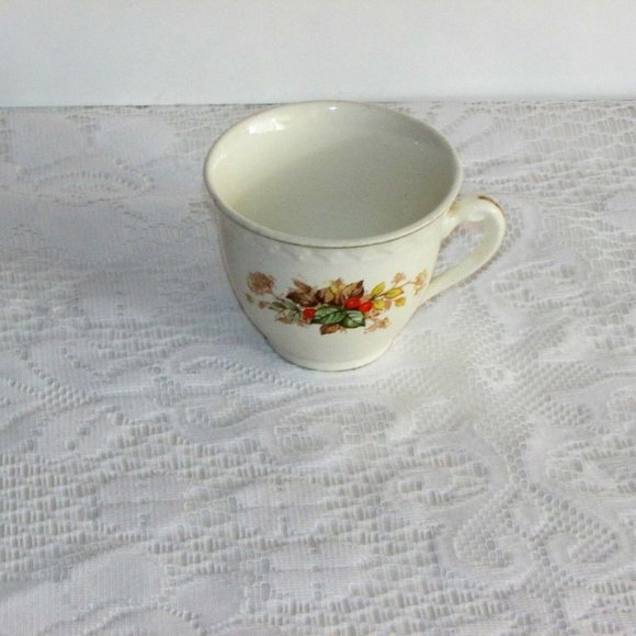 Vintage H. AYNSLEY Coffee Tea Cup Teacup Antique Leaves & Berries Cottagecore - Picture 3 of 5